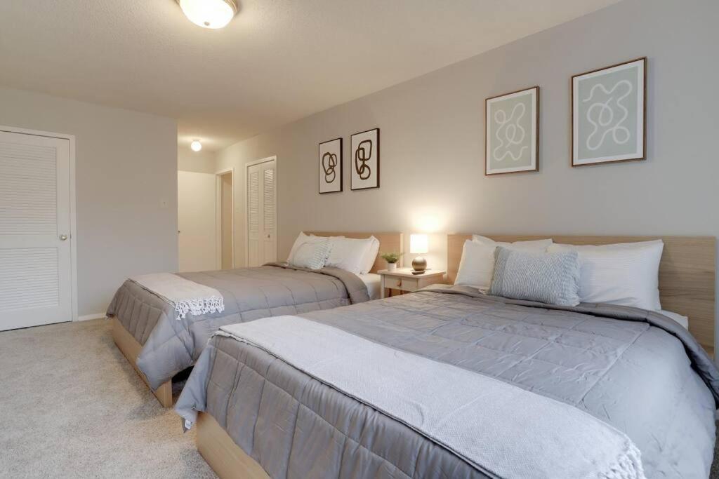 Elegant Apartment W Views At Crystal City Arlington Eksteriør billede